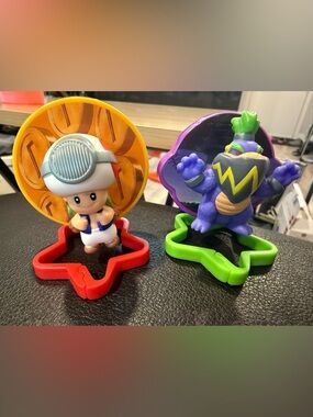 Super Mario McDonald’s toys